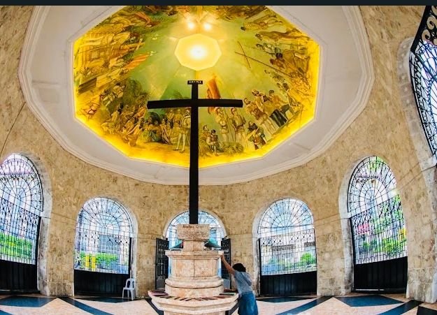 Magellan’s Cross, Cebu